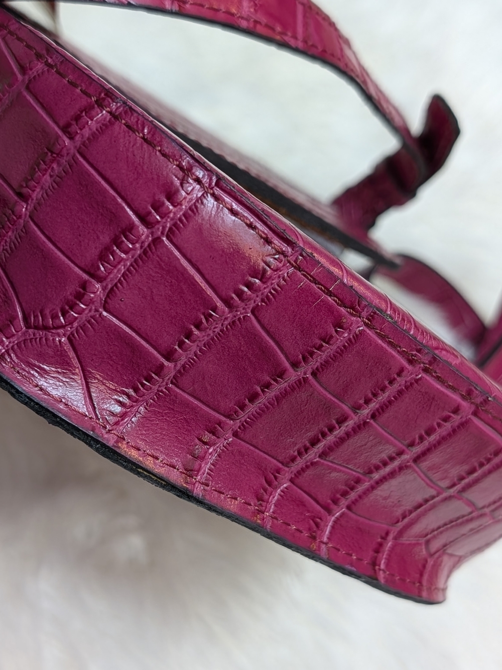 Patricia Nash Distressed Vintage Croc Collection Magenta Crossbody Bag NWT - Picture 8 of 15